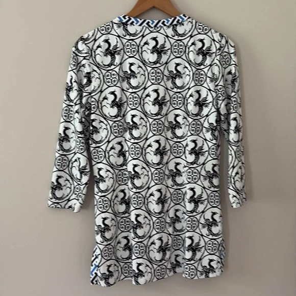 J McLaughlin Tunic Top Catalina Cloth Black White Phoenix Print 3/4 Sleeve Sz M - Picture 4 of 11
